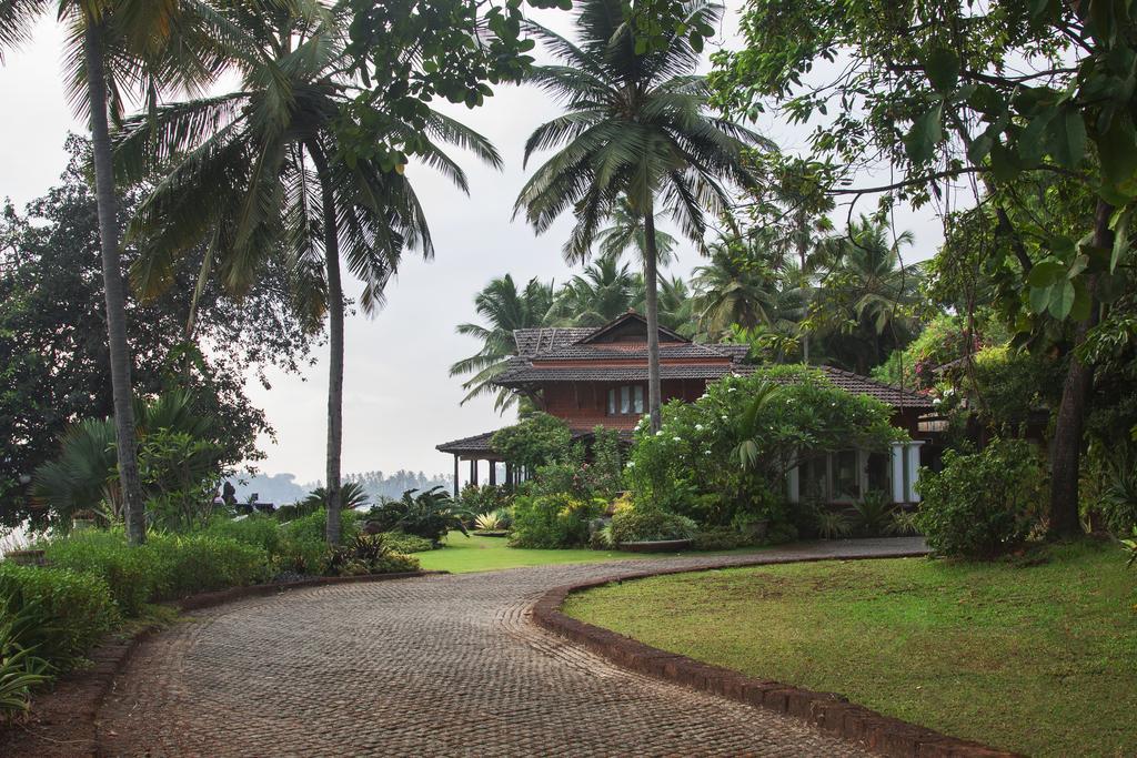 Ahilya By The Sea Hotel Nerul  Buitenkant foto